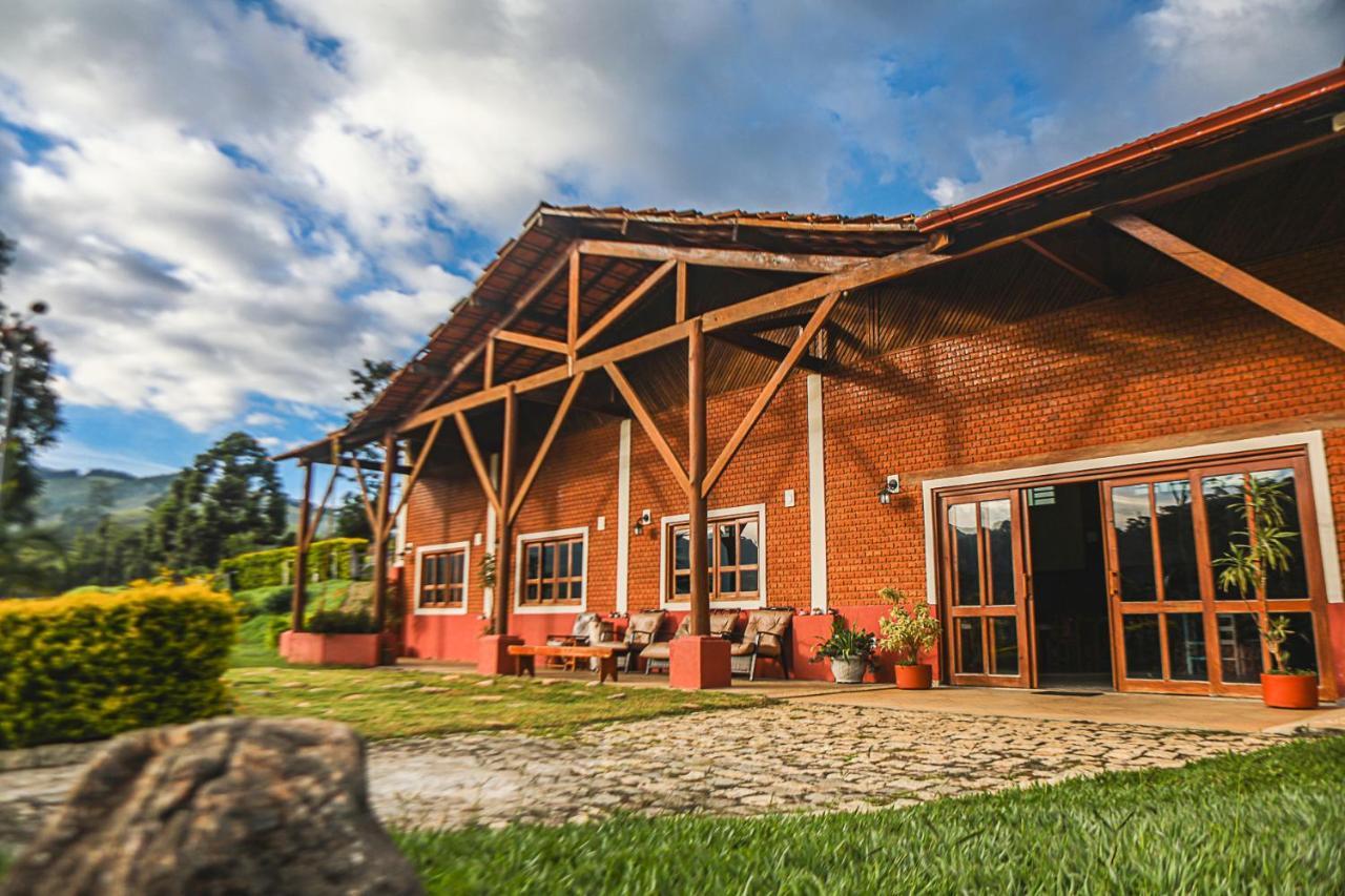 Pousada Pedra Da Mina Паса-Куатру Экстерьер фото